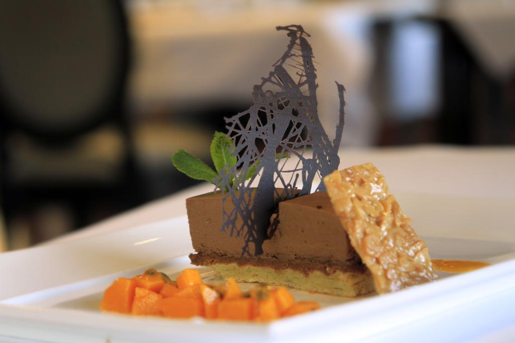 Hotel Restaurant Les Coquelicots, The Originals Relais Saint-Pardoux-l'Ortigier Ngoại thất bức ảnh