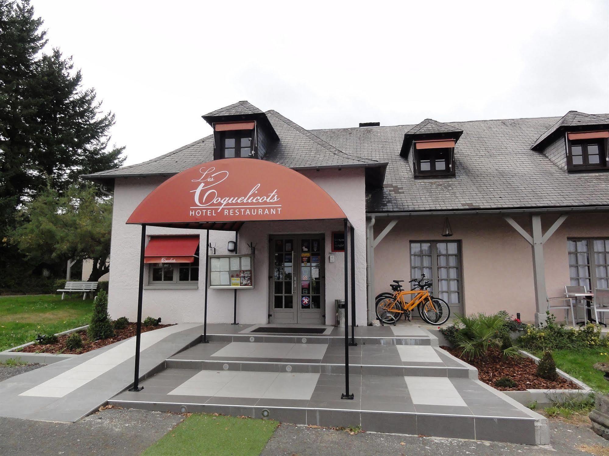 Hotel Restaurant Les Coquelicots, The Originals Relais Saint-Pardoux-l'Ortigier Ngoại thất bức ảnh